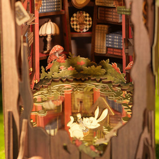 Alice i Eventyrland Book Nook 300 brikker 3D-puslespil