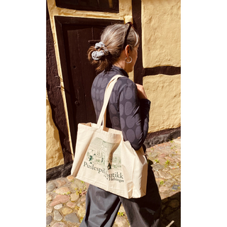 Schultertasche aus robustem Canvas mit bordeauxrotem Muster